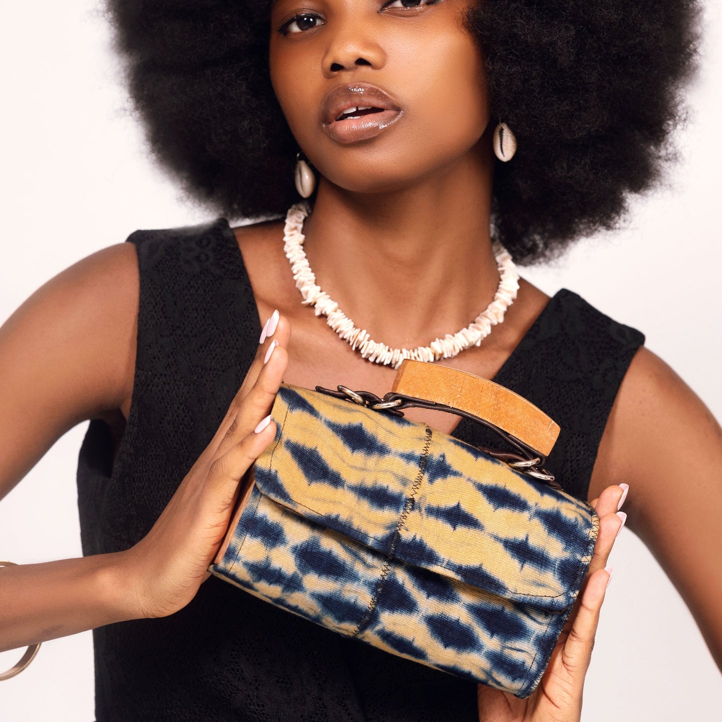 Nia Tie Dye Clutch Weave Bag