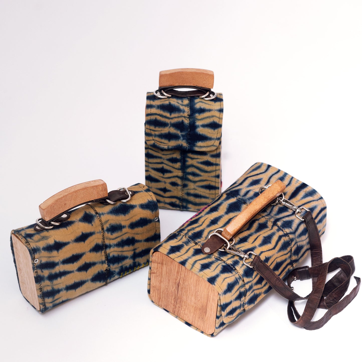 Nia Weave Tie Dye Phone Bag
