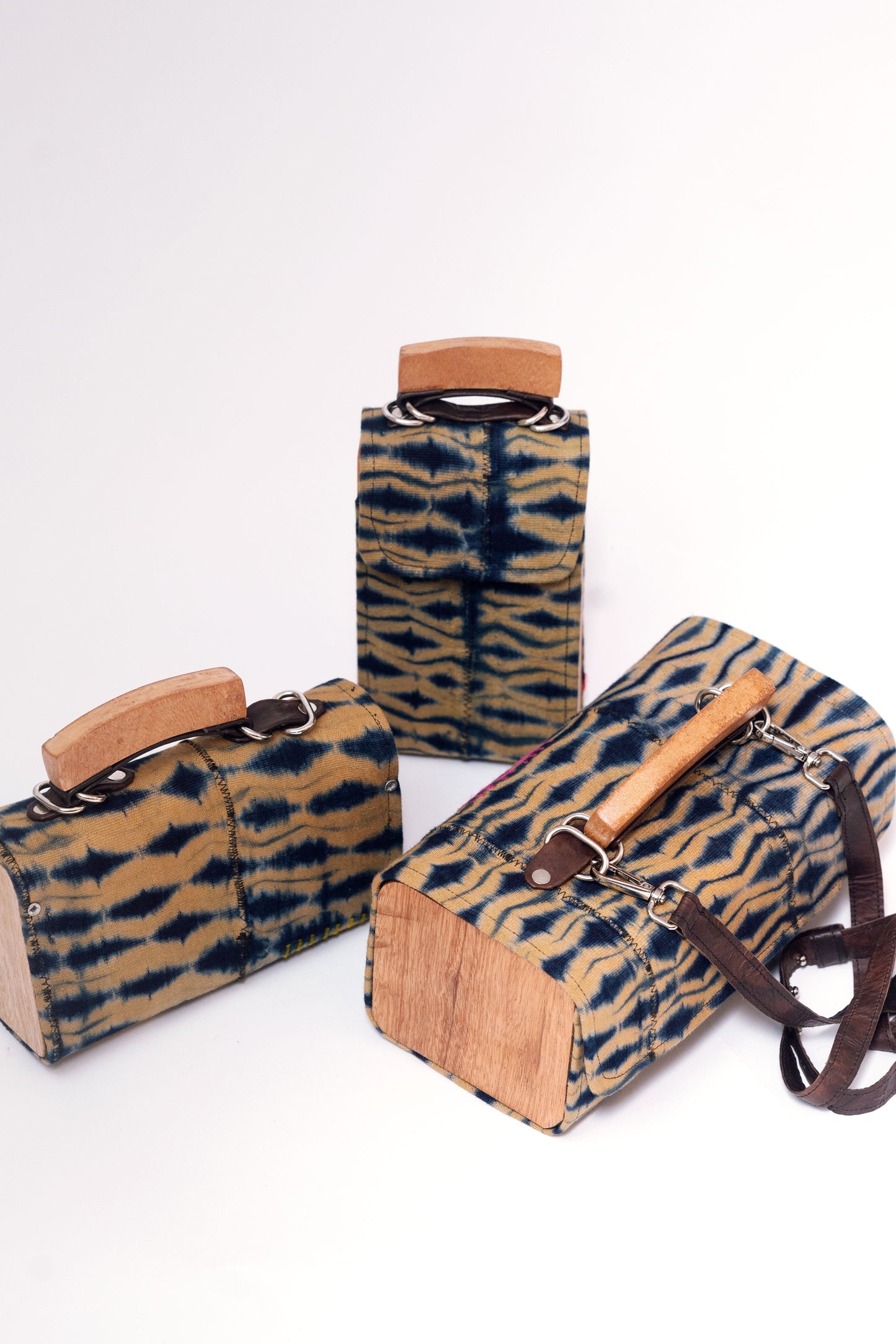 Nia Tie Dye Clutch Weave Bag