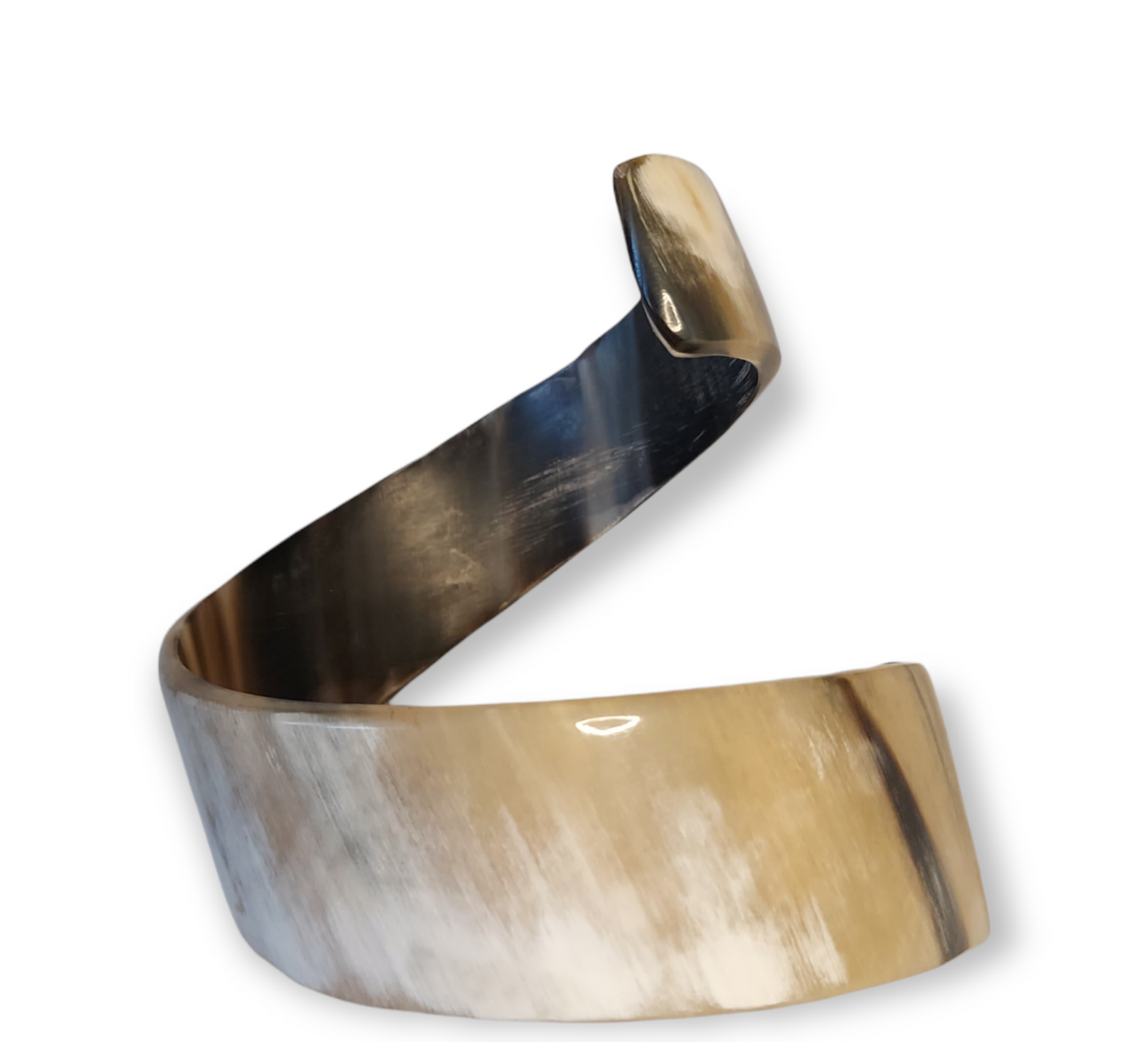 Cow Horn Swirl Bangle
